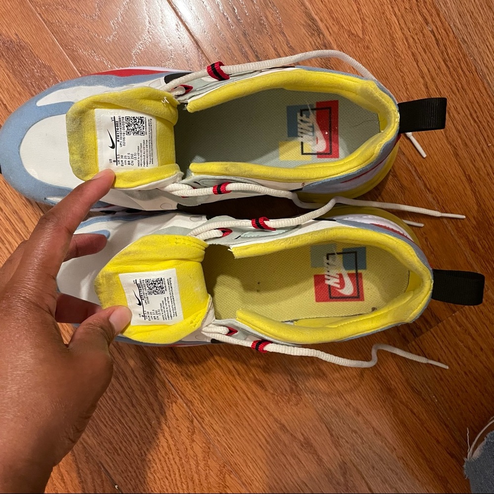 Nike Air Max 270 React - Picture 4 of 13